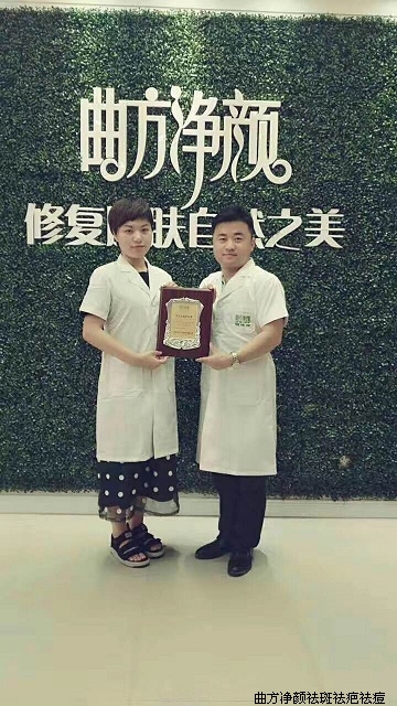 �������պӱ��ȷ��д���ؿ���С��